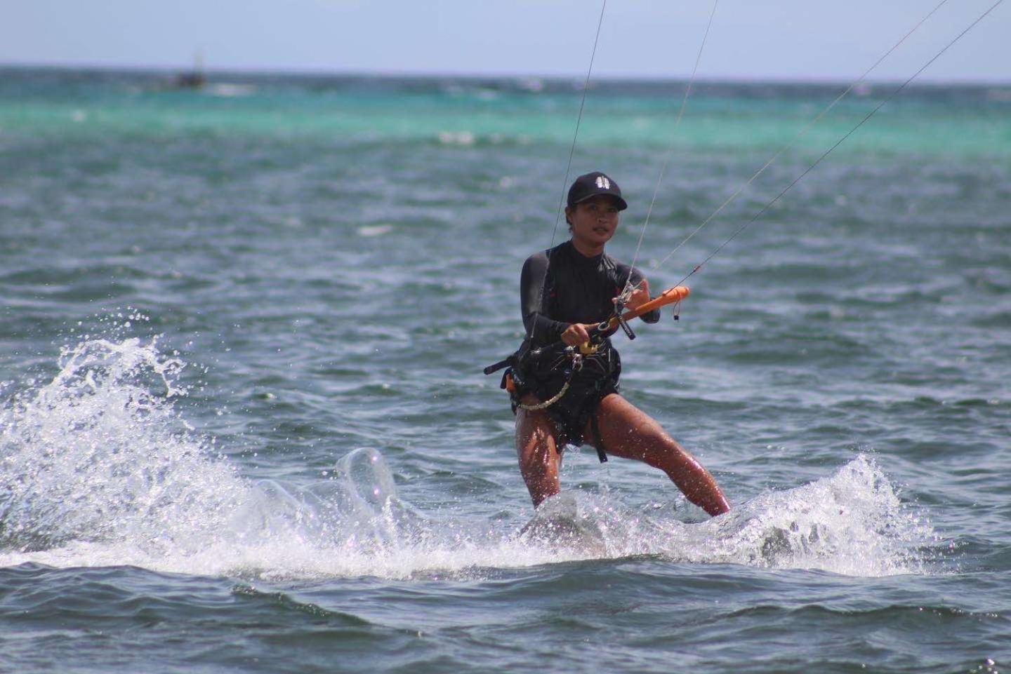 Aissatou Beach Resort Balabag  Bagian luar foto