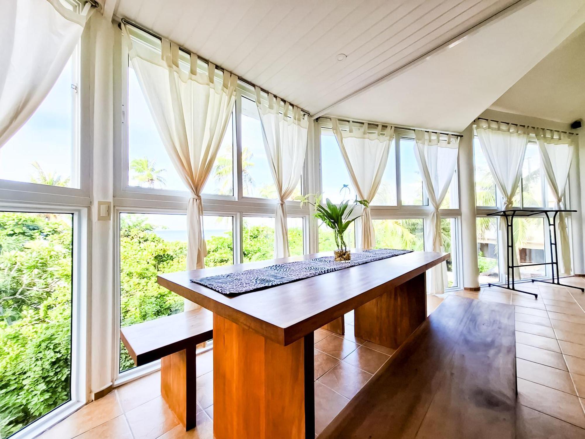 Aissatou Beach Resort Balabag  Bagian luar foto