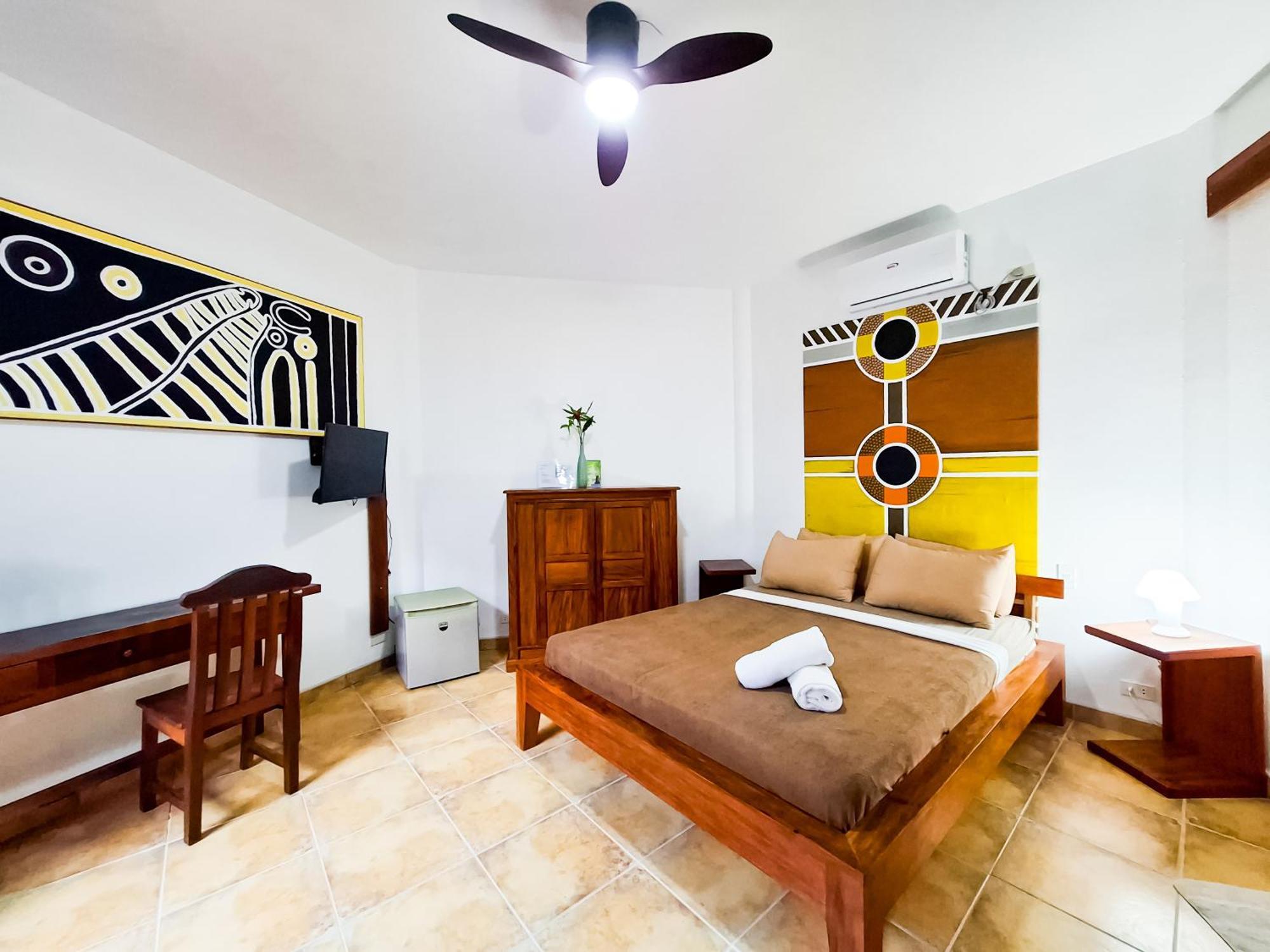 Aissatou Beach Resort Balabag  Bagian luar foto