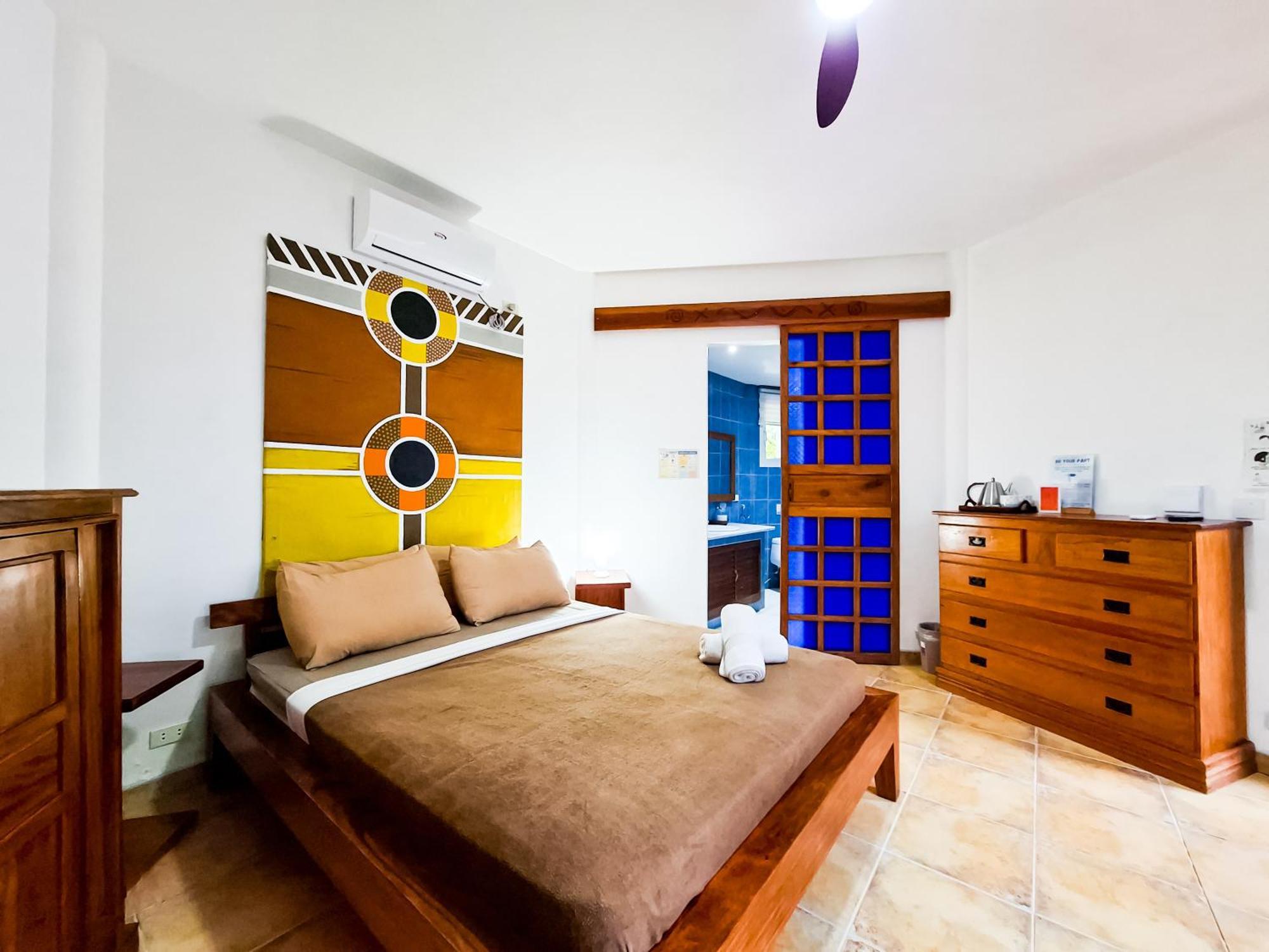 Aissatou Beach Resort Balabag  Bagian luar foto